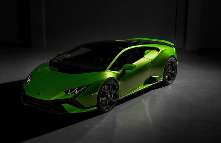 Lamborghini Huracan Tecnica front left side.